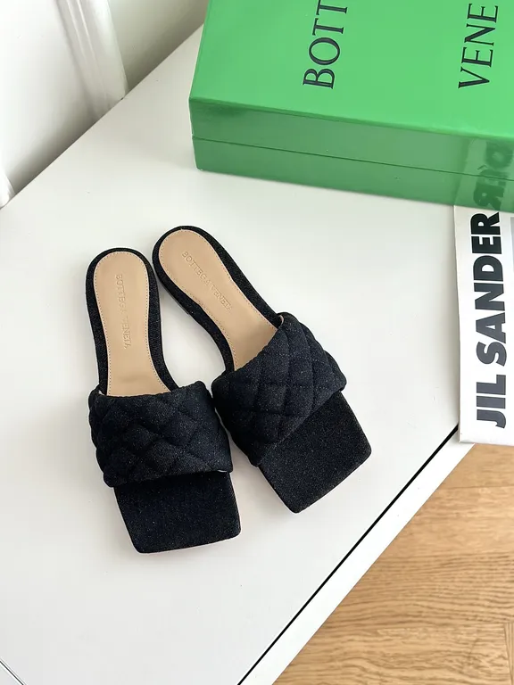 Bottega Veneta Shoe 